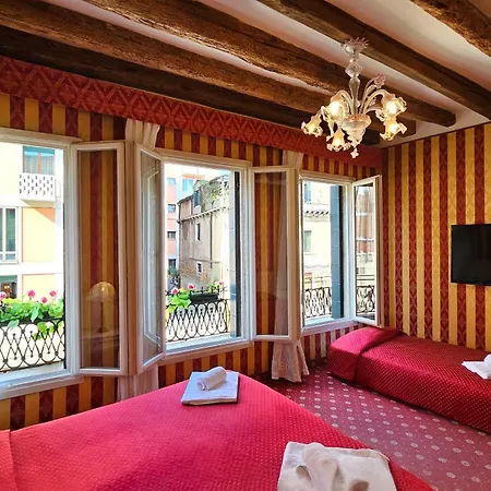 Ca' Messner 5 Leoni Hotel Venice Exterior photo
